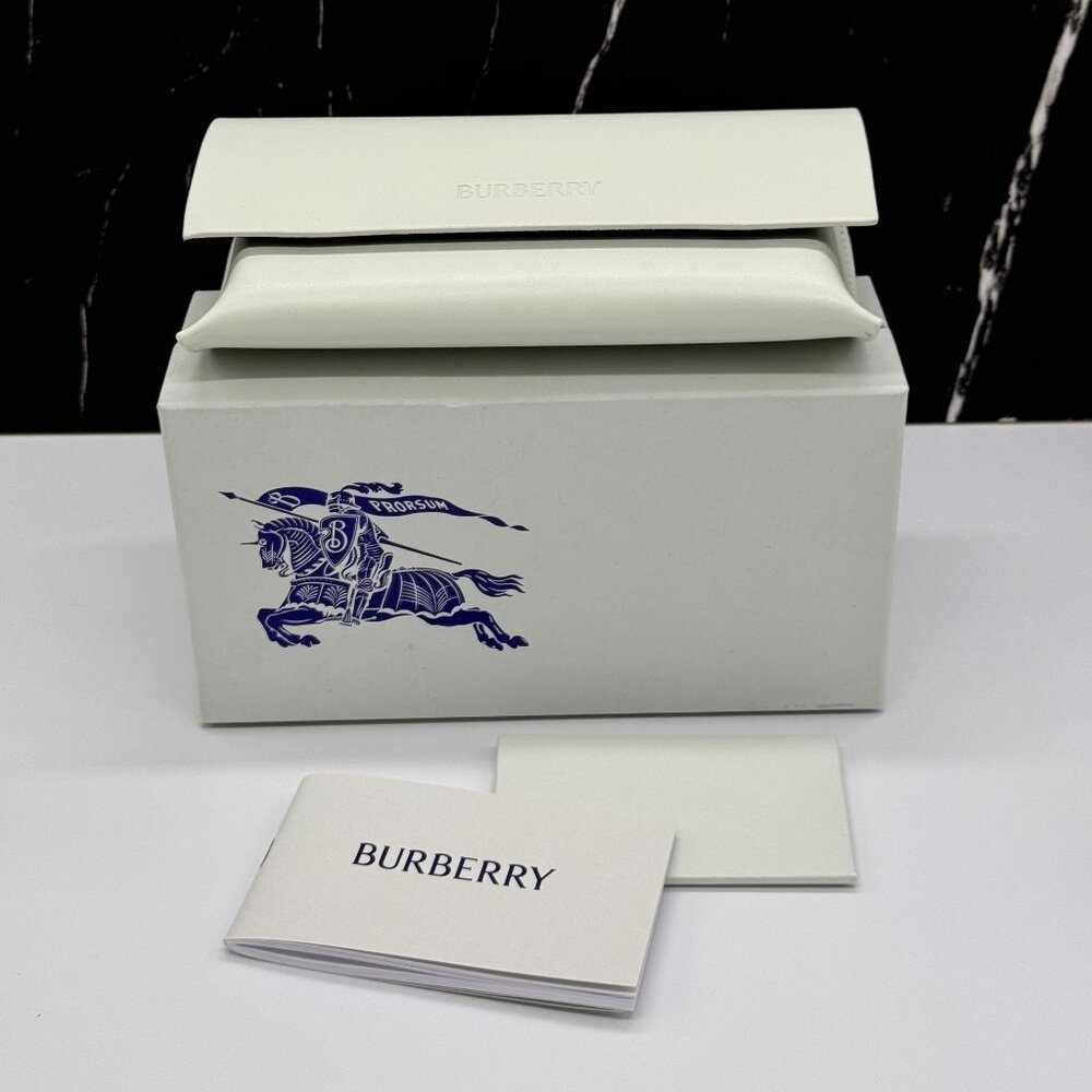 NEW BURBERRY BE3157 1005/8V UNISEX SILVER SUNGLASSES BURBERRY BE3157 10058V - Picture 11 of 11
